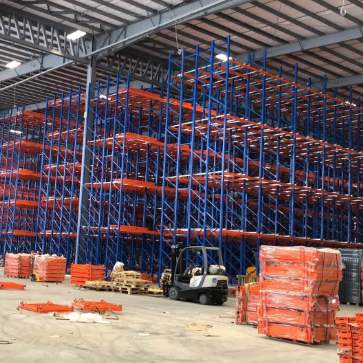 Giá tốt. Giá kệ pallet trọng lực tùy chỉnh 4-8 tầng chống gỉ trực tuyến