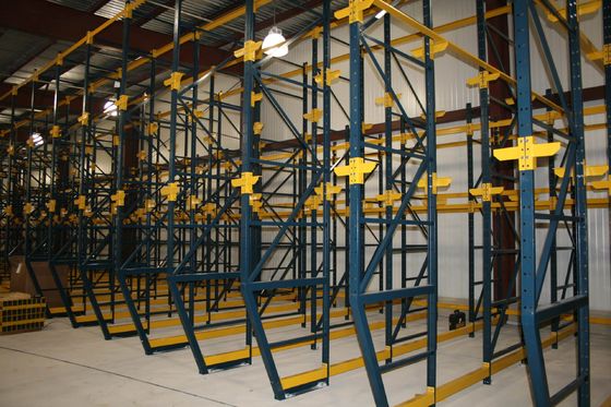 ราคาดี โรงงานขายตรง เครื่องขับเคลื่อนความหนาแน่นสูงในระบบชั้นวาง pallet ออนไลน์